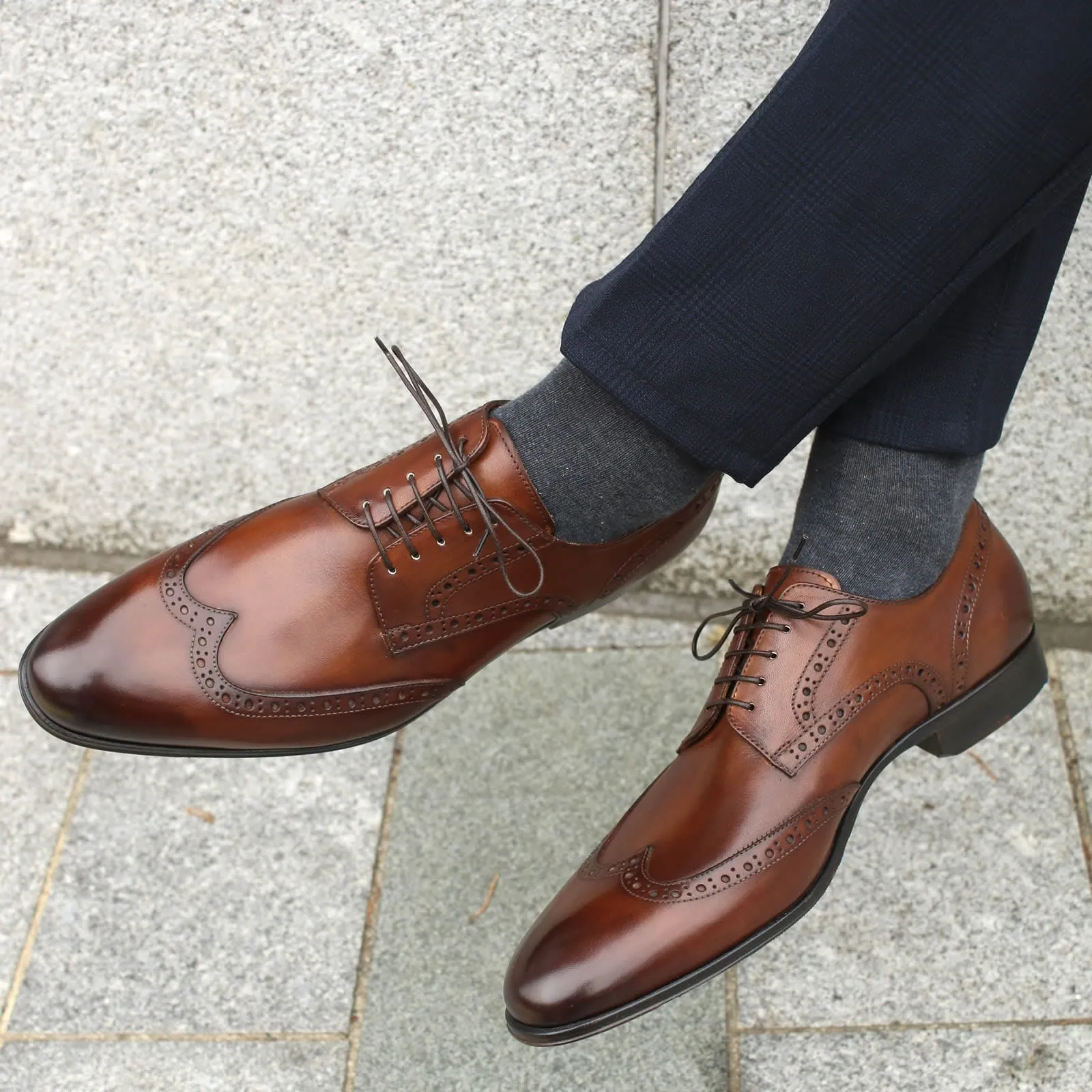 Madison Wingtip Derby Brogue Tan